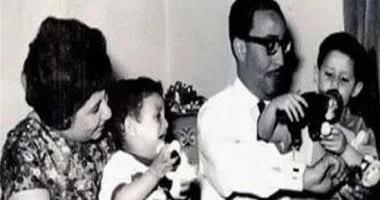 فؤاد المهندس كان بيشب سور المدرسة للاطمئان على أولاده.. اعرف القصة المرأة والمنوعات رغم رحيل النجم الكبير فؤاد المهندس منذ سنوات إلا إن أعماله الفنية