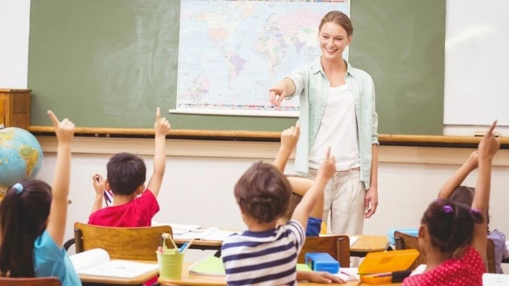 آخر التطورات بشأن مسابقة تعيين 30 ألف معلم خدمات خدمات آخر التطورات بشأن مسابقة تعيين 30 ألف معلم مسابقة تعيين 30 ألف معلم زينب القاضي مسابقة تعيين