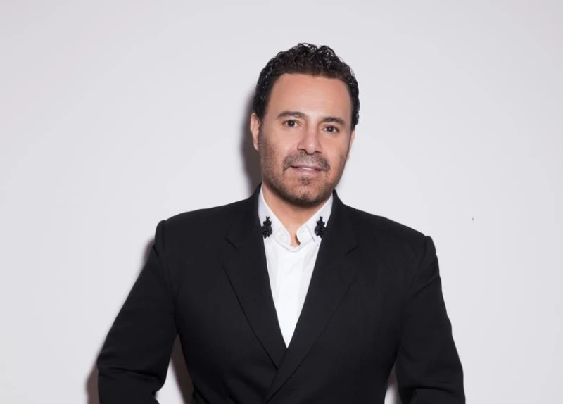 عاصي الحلاني يتوج ملكة جمال في مصر إليكم التفاصيل يحيي الفنان اللبناني، عاصي الحلاني، حفل إنتخاب ٢٠٢٤، الذي سيقام في الثالث عشر من شهر آيلولسبتمبر الجاري، على ساحل البحر الأحمر - ف