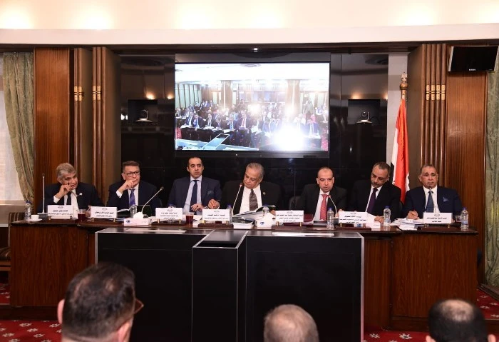 قانون الإجراءات الجنائية، تشريعية النواب تستجيب لمطالب المحامين في 5 مواد واصلت لجنة الشئون الدستورية والتشريعية بمجلس النواب، اجتماعاتها اليوم الثلاثاء، برئاسة المستشار إبراهيم ال