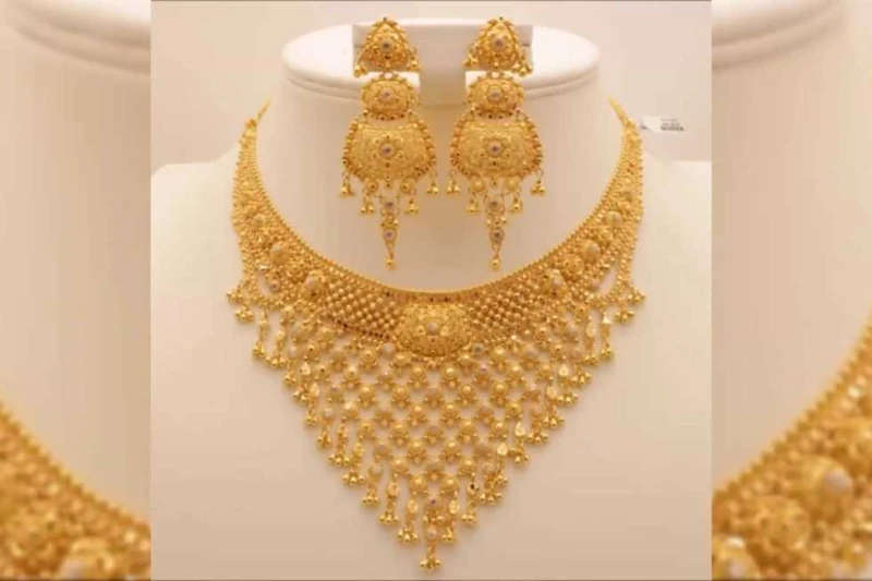 عيار 21 الآن وسعر الذهب اليوم في السعودية ببداية تعاملات الجمعة 20 سبتمبر 2024 شهدت أسعار الذهب وعيار 21 في المملكة العربية السعودية، اليوم الجمعة 20