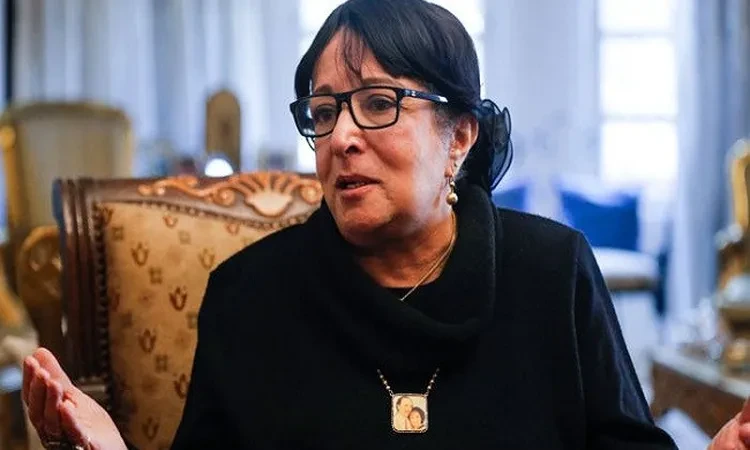 سميرة عبدالعزيز: سعيدة بتكريم أحمد راتب.. والمسرح لم ينهض بعد تعرف على التالي سميرة عبدالعزيز: سعيدة بتكريم أحمد راتب.. والمسرح لم ينهض بعد، أعربت