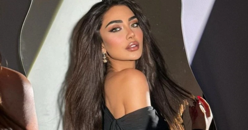 نور الغندور تتألق بفستان من توقيع إيلي صعب و تخطف الأنظار تعرف على التالي نور الغندور تتألق بفستان من توقيع إيلي صعب و تخطف الأنظار، أبهرت الممثلة المصرية نور الغندور انظار متابعيه