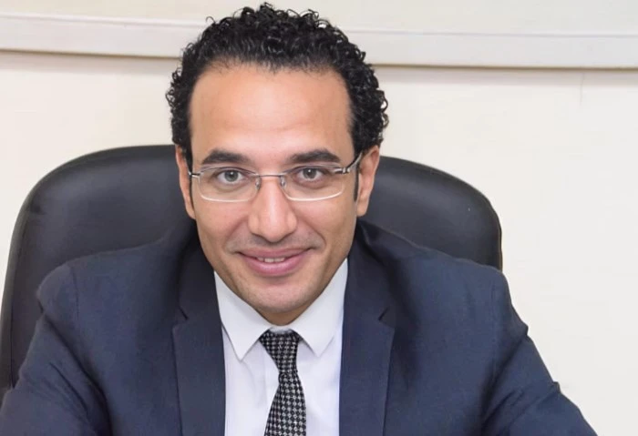 معاون وزير التموين يلتقي تجارية الجيزة الأربعاء المقبل لحل مشاكل التجار يلتقي وفد وزارة التموين والتجارة الداخلية مجلس إدارة الغرفة التجارية بالجيزة،