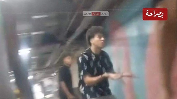 إحالة إمام عاشور للمحاكمة بتهمة ضرب فرد أمن الشيخ زايد أمرت نيابة الشيخ زايد، اليوم الخميس، بإحالة لاعب كرة القدم بالنادي الأهلي إمام عاشور، إلى