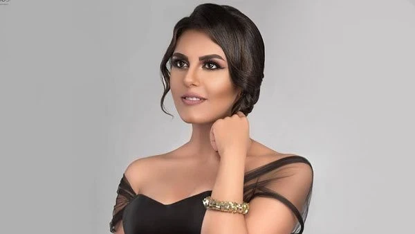 إصابة نجل هاجر الشرنوبي بكسر في ذراعه أثناء لعب كرة القدم بالمدرسة تعرف على التالي إصابة نجل هاجر الشرنوبي بكسر في ذراعه أثناء لعب كرة القدم