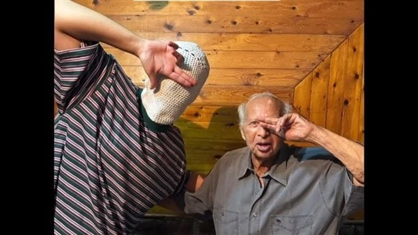 أغنية جديدة.. هاني شنودة مع تووليت في جلسة عملشارك تووليت جمهوره على صفحته الرسمية بموقع الصور الشهير إنستجرام مجموعة من الصور التى تجمعه بالموسيقار