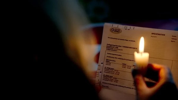 هل نعود لتخفيف الأحمال الإثنين المقبل؟.. الحكومة تعلن مفاجأة بشأن قطع الكهرباءساعات وتنتهي المدة التي حددها مجلس الوزراء برئاسة الدكتور مصطفى مدبولي، لوقف خطة تخفيف الأحمال، وذلك خ