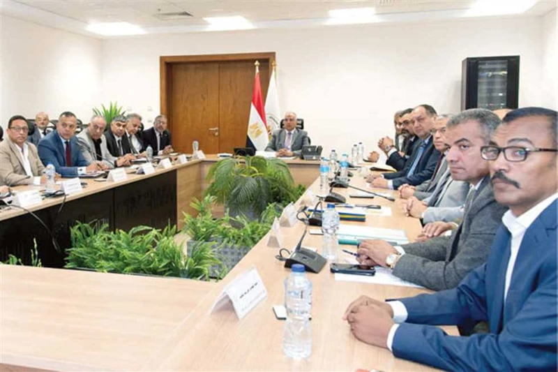 الرى تتجاوز فترة أقصى الاحتياجات المائية بنجاح عقد الدكتور هانى سويلم، وزير الرى، اجتماعا لمتابعة ما تم اتخاذه من إجراءات خلال فترة أقصى الاحتياجات