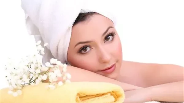 بدون صالون تجميل.. حيل للعناية بالجسم والبشرةباتباع هذه الحيل البسيطة، يمكنك العناية بجسمك وبشرتك بشكل فعال دون الحاجة للذهاب إلى صالون التجميل.. اجعليها جزءا من روتينك اليومي واست