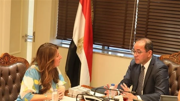 وزير المالية: ندرس طرح سندات خضراء وصكوك في السوق المحلية لتنويع شرائح المستثمرينأكد أحمد كجوك وزير المالية، أن السياسات المالية تعمل على تحفيز