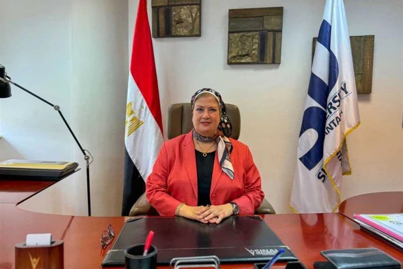 رئيس جامعة سيناء: قدمنا 60 ألف منحة دراسية بتكلفة 858 مليون جنيه قالت الدكتورة جيهان فكري، رئيس جامعة سيناء، إن أول قراراتها كان إنشاء مراكز التميز والبحث العلمي وأخلاقيات البحث ال