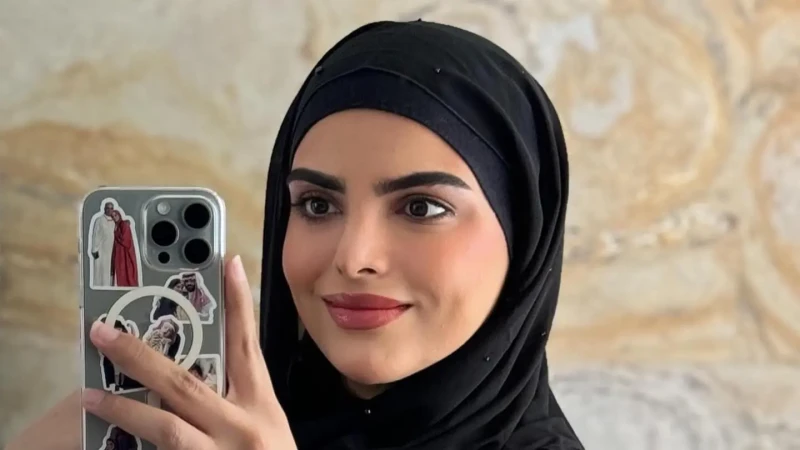 اعتزال سارة الودعاني منصة سناب شات؛ إليك السبب والتفاصيل اعتزال سارة الودعاني منصة سناب شات هل هو حقيقي؟ تعتبر سارة واحدة من أبرز الشخصيات المؤثرة في