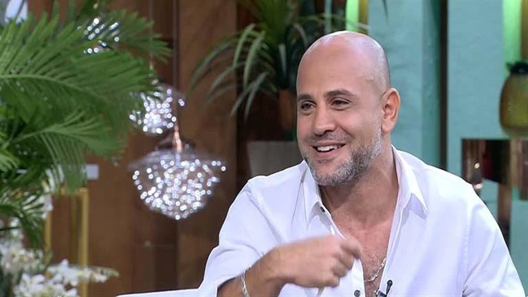 عزيز الشافعي ينشر صورة مع نانسي عجرم ويعلق: مع القمر الاستثنائية تعرف على التالي عزيز الشافعي ينشر صورة مع نانسي عجرم ويعلق: مع القمر الاستثنائية، 06