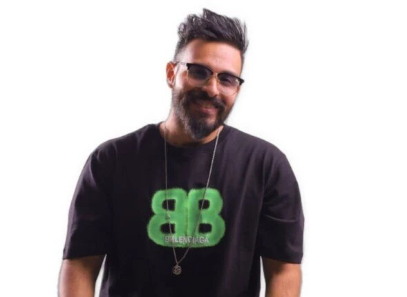 أدلع نفسي.. محمد الكحلاوي يطرح أحدث أعماله الغنائية أغنية أدلع نفسي ل محمد الكحلاوي مروة الدقيشيطرح المطرب محمد الكحلاوي أحدث أعماله الغنائية التي