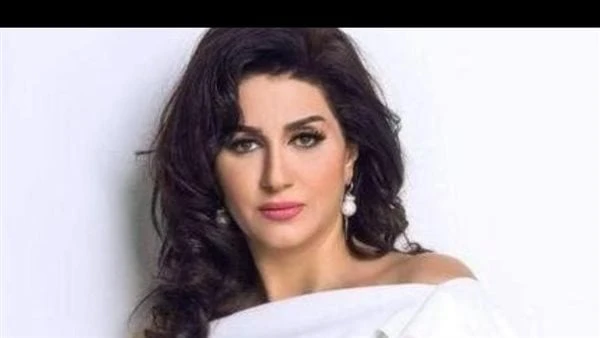 وفاء عامر تكشف كواليس تصوير فيلم جبل الحريم.. خاص كشفت الفنانة وفاء عامر كواليس تصوير فيلمه الجديد جبل الحريم والذى يشاركها البطولة فيه عدد من