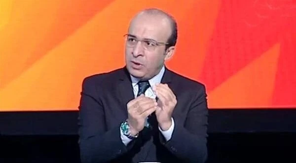 -محمد الليثى: الأهلي يقترب من مهاجم أجنبي .. كشف الإعلامى محمد الليثى إقتراب مسئولو النادي الأهلي من حسم صفقة أجنبية سيتم الإعلان عنها في غضون الأيام القليلة المقبلة وقبل إغلاق باب