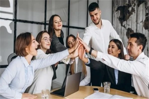 5 طرق لتوفير بيئة عمل وزيادة الإنتاجية متفرقات 5 طرق لتوفير بيئة عمل وزيادة الإنتاجية بيئة العمل الايجابية اعرف تنسيق الثانوية العامة 2024 نتيجة