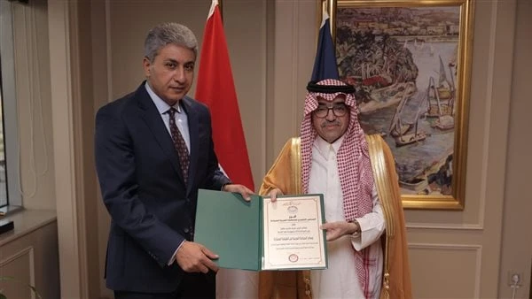 وزير الآثار يستقبل رئيس المنظمة العربية للسياحة لبحث التعاون المشتركاستقبل، اليوم، شريف فتحي وزير السياحة والآثار، بمقر الوزارة بالعاصمة الإدارية الجديدة، الدكتور بندر بن فهد آل فه