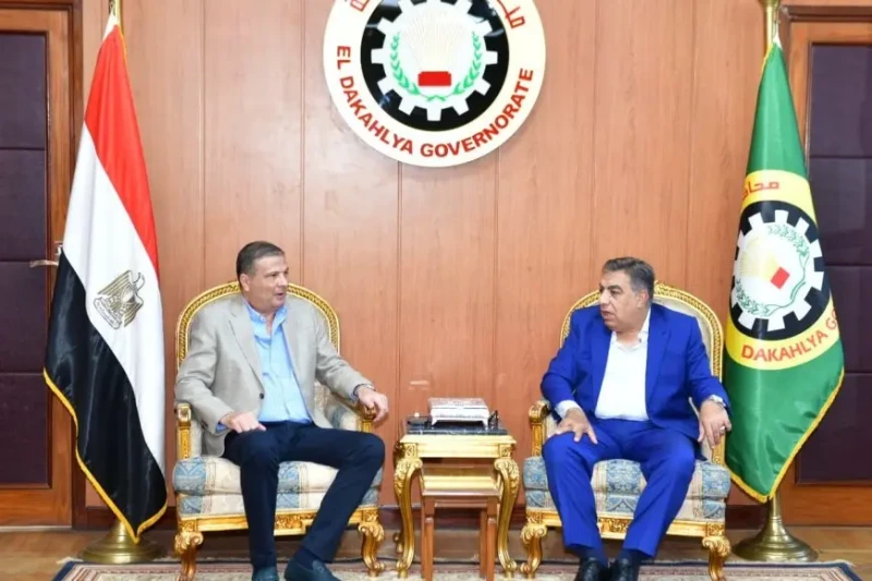 وزير الزراعة: تشديد الرقابة على أسواق المبيدات لضمان وصولها للمزراعين أكد وزير الزراعة واستصلاح الأراضي، علاء فاروق، على أهمية دور الوزارة في ضبط