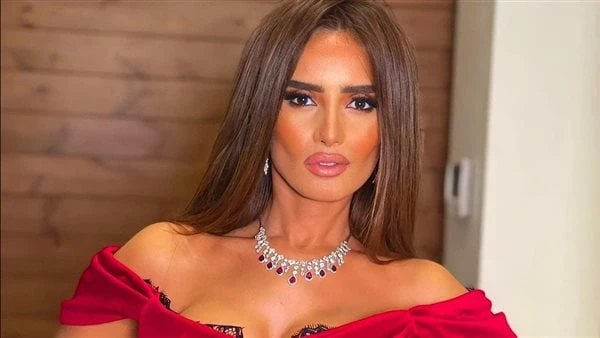 كاش مايوه .. زينة تبهر المتابعين بإطلالة صيفية لافتةشاركت الفنانة زينة صورا جديدة وهي تجلس على الحصام على أحد شواطئ البحر عبر حسابها الشخصي على موقع التواصل الاجتماعي للصور والفيدي