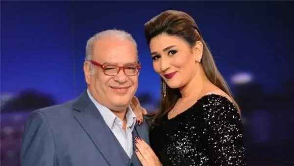 أوف شولدر .. ابنة صلاح عبد الله تتألق بإطلالة لافتةنشرت دنيا ابنة الفنان صلاح عبد الله صورة جديدة رفقة والدها عبر حسابها الشخصي على موقع التواصل