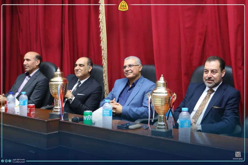 رئيس جامعة الزقازيق يشهد حفل ختام مهرجان المسرح الجامعي للفصول الثلاثة شهد الدكتور خالد الدرندلي، رئيس جامعة الزقازيق، حفل ختام مهرجان المسرح للفصول