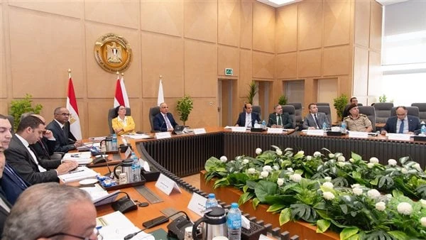 تراخيص الشواطئ توافق على 25 طلبا لمستثمرين و2 لمشروعات قوميةعقدت وزارة الموارد المائية والري اجتماع اللجنة العليا لتراخيص الشواطئ برئاسة الدكتور هاني