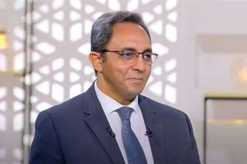 محافظ قنا يتابع الموقف التنفيذي لمصنع المعالجة الميكانيكية والمدفن الصحي بقوص عقد الدكتور خالد عبداللحليم محافظ قنا، اليوم الأحد، اجتماعا لمتابعة