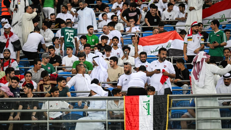 بعد اجتماع طارئ لأعضائه مساء السبت، قدم مجلس إدارة الاتحاد الكويتي لكرة القدم استقالته على خلفية ما شهدته مباراة المنتخب مع ضيفه العراقي الثلاثاء الماضي ضمن التصفيات الآسيوية المؤه