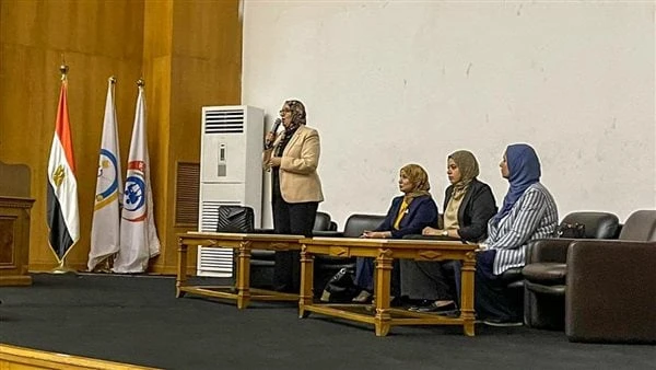 الصحة: إعداد نسخة إلكترونية من المناهج المطورة لمدارس التمريض لإتاحتها على موقع الوزارةأعلنت وزارة الصحة والسكان، إطلاق المرحلة الأولى من تدريب القائمين على العملية التعليمية بمدار