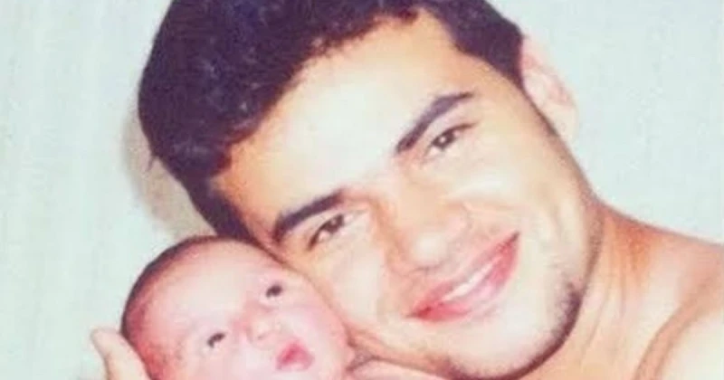 الفن و المشاهير: إبنة سامو زين أصبحت شابة ونسخة طبق الأصل عن والدها.. هكذا إحتفل بعيد ميلادها شارك الفنان السوري سامو زين الجمهور مجموعة صور لإبنته بمناسبة عيد ميلادها وقد أصبحت شا