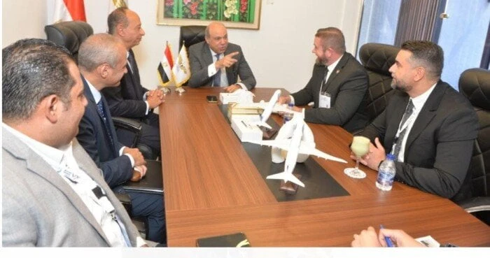 استعراض الإجراءات الأمنية الشاملة المطبقة في المطارات المصرية جانب من اللقاءنجلاء غنيماستقبل الدكتور سامح الحفني وزير الطيران المدني، وفدا من إدارة أمن النقل الأمريكية () برئاسة بي