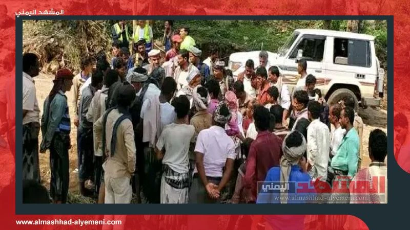 الإثنين، 2 سبتمبر 2024 08:36 ص بتوقيت أم القرىتداول ناشطون يمنيون عددا من الصور خلال تشييع جثامين 27 شخص من ضحايا السيول في منطقتي الجرف بعزلة بني موسى مخلاف قوير، ومنطقة الحصب عزل