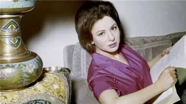 فاتن حمامة تشارك ب 19 فيلما بقائمة أفضل 100 فيلم رومانسى بمهرجان الإسكندريةأسفر استفتاء اختيار أفضل 100 فيلم رومانسى الذى تنظمه الجمعية المصرية لكتاب