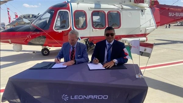 معرض مصر الدولي.. خدمات البترول مركز معتمد لخدمة طائرات الهليكوبتر 139وقعت شركة خدمات البترول الجوية، اتفاقية تعاون مع شركه ليوناردو هليكوبتر وهى الشركة التي تقوم بتصنيع الهليكوبتر