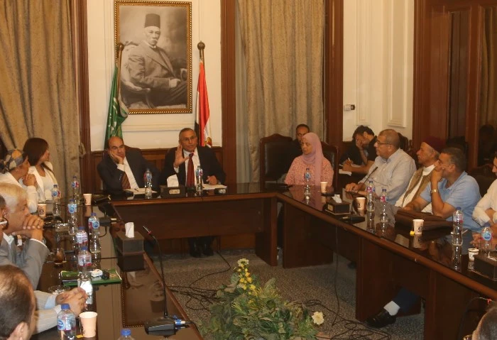 رئيس الوفد يدعو نقيب المحامين للاجتماع لمناقشة قانون الإجراءات الجنائية ترأس الدكتور عبد السند يمامة رئيس حزب الوفد، مساء اليوم، اجتماع اللجنة المشتركة من الهيئة العليا واللجنة الن