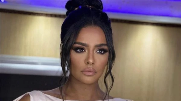 رغم اعتذارها عن الجزء الثالث... أسماء أبو اليزيد في المداح 5 افاق عربية - عاودت الشركة المنتجة لسلسلة المداح من بطولة الفنان حمادة هلال، التواصل مع الفنانة أسماء أبو اليزيد لإقناعه