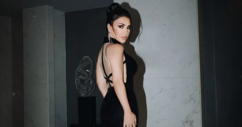 فيديو يكشف كيف علقت دينا ووفاء عامر خلال تسلم ماغي بو غصن الجائزة على المسرح تعرف على التالي فيديو يكشف كيف علقت دينا ووفاء عامر خلال تسلم ماغي بو