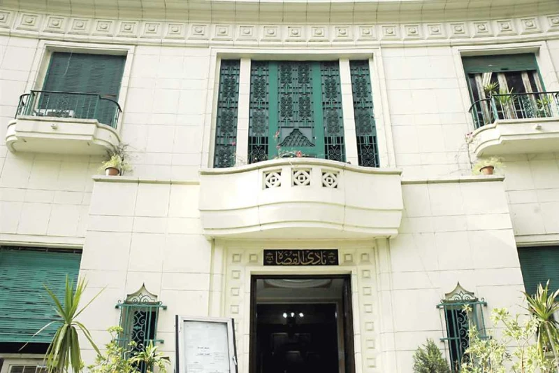 نادي قضاة مصر يؤكد تمسكه بالاعتراض على مشروع قانون الإجراءات الجنائية أصدر نادي القضاة بيانا عن الاجتماع برؤساء أندية القضاة بالمحافظات ورؤساء