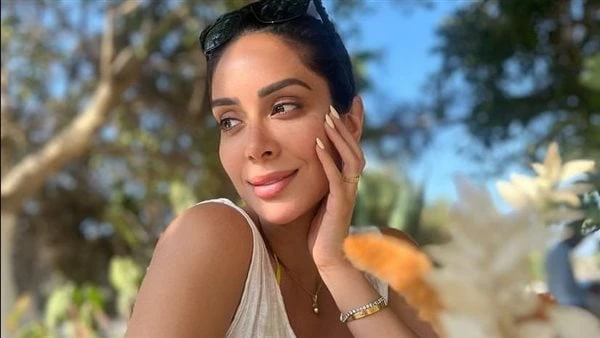 بفستان لافت .. بسنت شوقي تبهر المتابعين في أحدث ظهور نشر الفنان محمد فراج صورة جديدة عبر حسابه الشخصي على موقع التواصل الاجتماعي للصور والفيديوهات انستجرام برفقة زوجته الفنانة بسنت