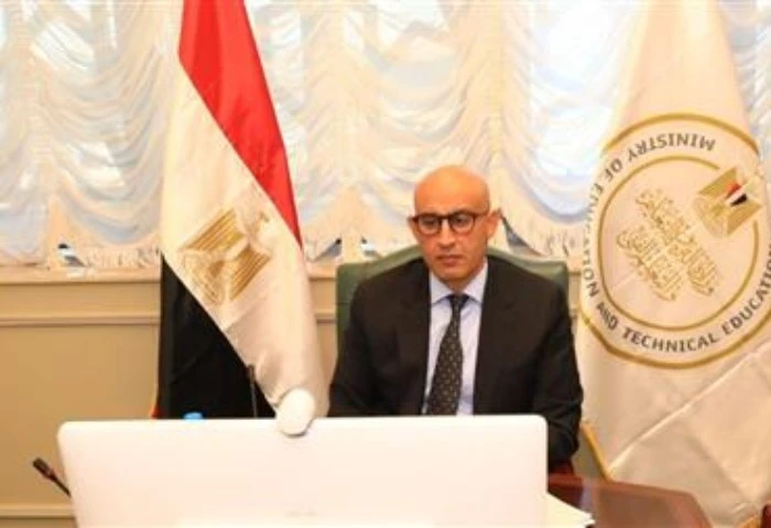 قرار جديد من وزير التعليم بتحديث بيانات الطلاب وقوائم الفصول أرسلت وزارة التربية والتعليم والتعليم الفني، خطابا بشأن إجراءات الاستعداد للعام الدراسي