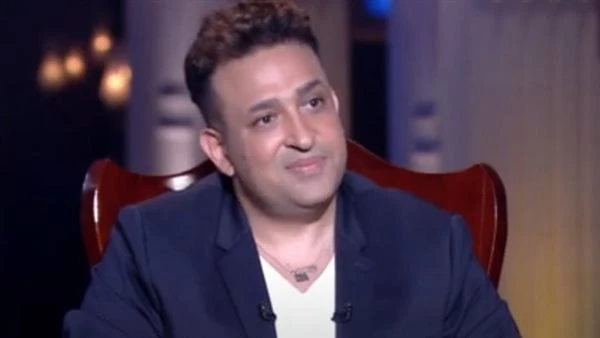 تامر حسين يشن هجوما على الملحن عمرو مصطفىشن الشاعر تامر حسين، هجوما على الملحن عمرو مصطفى بعد انتقاد الأخير لأعمال الملحن محمد مدين وعزيز