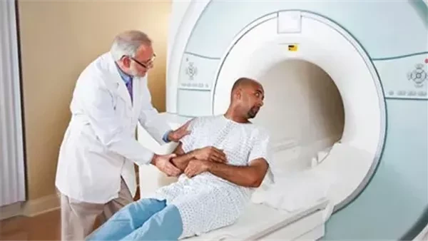 أطعمة ومشروبات تساعد في تقليل القلق قبل فحص أشعة رنين مغناطيسيتساعد هذه الأطعمة والمشروبات في تقليل القلق وتحسين المزاج، مما يمكن أن يجعلك تشعرين براحة أكبر قبل إجراء الفحص أشعة رن