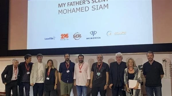 فيلم كولونيا للفنان أحمد مالك وكامل الباشا يحصد 5 جوائز في مهرجان فينيسيافاز فيلم كولونيا - بطولة أحمد مالك وكامل الباشا، ومن إنتاج محمد حفظي بخمس