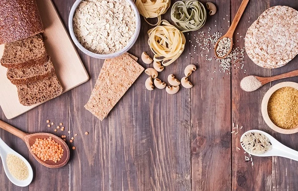 الكربوهيدرات التي تزيد الوزن .. ما هي أنواعها ؟تعتبر الكربوهيدرات من العناصر الغذائية الأساسية للجسم ليعمل بشكل صحيح، وفقا للعديد من منظمات الصحة العالمية، ودورهم الأساسي هو توفير