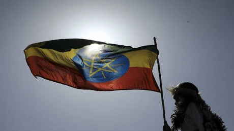 خبير فلكي سعودي يعلق على احتفال إثيوبيا برأس السنة الميلادية 2017 يوم أمس الأربعاء متفرقات وفي حسابه على منصة إكس، يوم 11 سبتمبر : بداية السنة الميلادية 2017 على أثيوبيا. وأشار الز