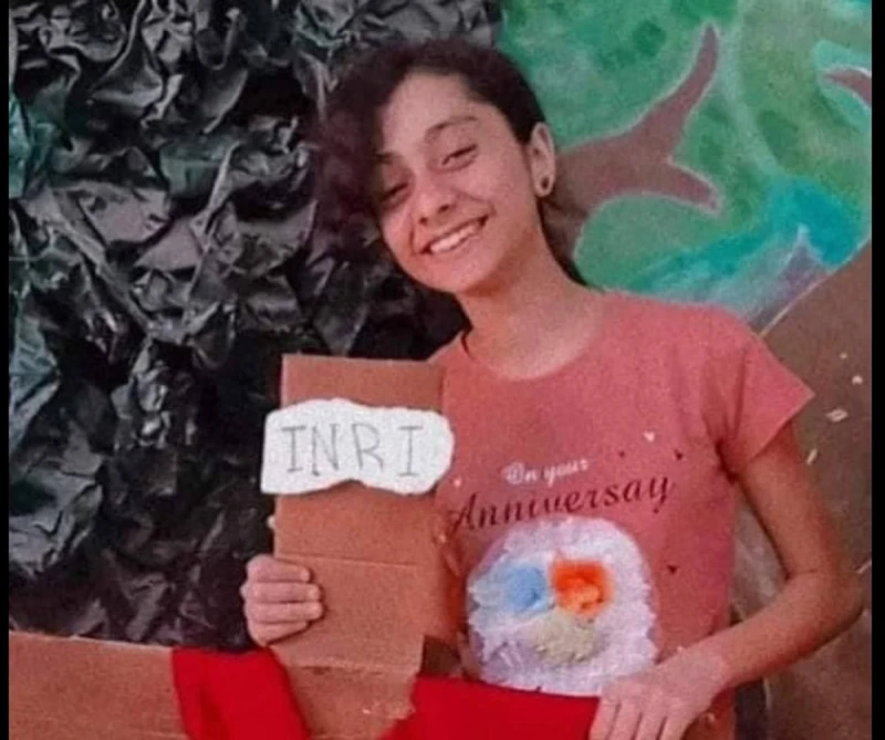 خبر سار عن الفتاه القبطية سارة عوض 1000 مبرووكخبر سار عن الفتاه القبطية سارة عوض 1000 مبرووك..عادت الفتاة القبطية القاصر سارة عوض، البالغة من العمر 15 عاما، إلى أسرتها منذ قليل، بع