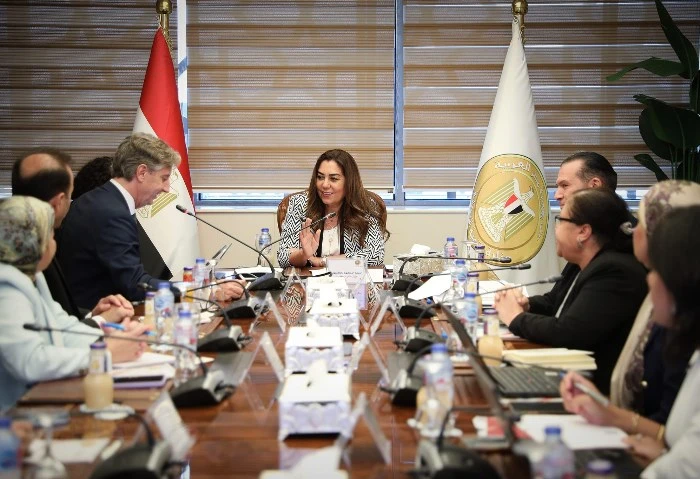 وزير التنمية المحلية: تنفيذ 4 مشروعات بالصعيد ممولة من الاتحاد الأوروبي أكدت الدكتورة منال عوض وزيرة التنمية المحلية، أن مشروع الدعم الفني الذي ينفذه