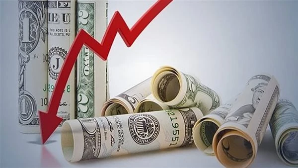 أسعار الدولار خلال تعاملات اليوم الإثنين 9-9-2024يستعرض افاق عربية أسعار الدولار خلال تعاملا اليوم الإثنين، 9-9-2024 بعد انخفاض سعر الدولار رسميا في